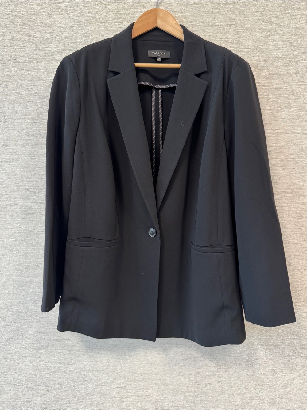 Talbots Easy Travel Black Single-Button Tailored Blazer